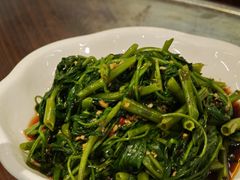 -益华家菜屋(世茂店)