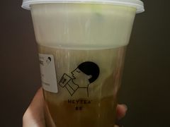 金凤茶王-喜茶(上海正大广场店)