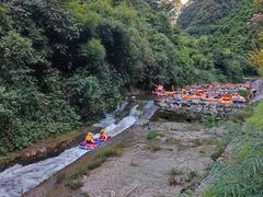 -重庆神龙峡漂流