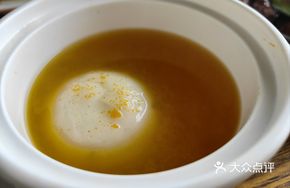 Secret-Recipe Shepherd's Purse Dumplings