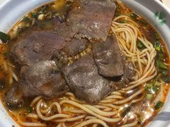-伊麦佳兰州牛肉面清真美食店