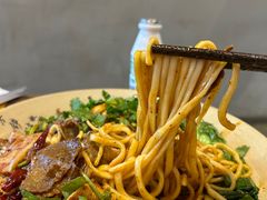 -方铲铲·成都板凳面(滨江银泰店)