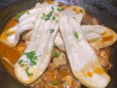 地锅鱼头豆腐-龙梅肥肠鱼(明瓦廊店)