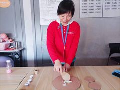 -阿姨来了月嫂服务中心(徐汇店)