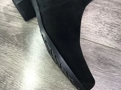 -STUART WEITZMAN(静安嘉里中心店)
