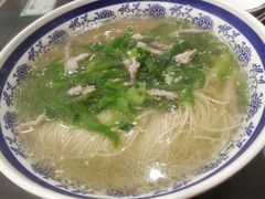 -鸿兴面馆馄饨小笼(稻香店)