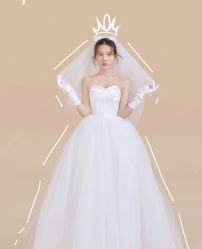 -喜爱高定婚纱摄影