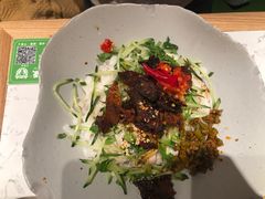 -百春原湖南牛肉粉(百联世纪店)
