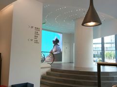 -URBAN REVIVO(上海中庚漫游城店)