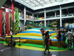 -蒙特利亲子乐园