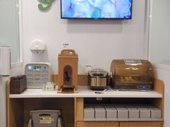 -老乡鸡(亳州路天庆大厦店)