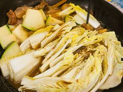 -胡须佬鸡煲四季火锅店(石厦西村直营店)