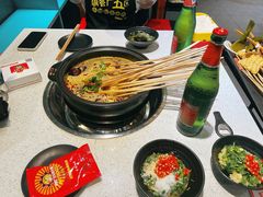 招牌红油锅底-钢管厂五区小郡肝串串香(南山店)