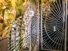 -怀托摩萤火虫洞