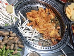 -马路牙子烧烤音乐酒馆(望京店)