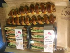 -多乐之日(田林东路店)