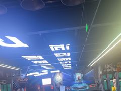 -极限PLAY运动娱乐新世界·团建派对表演休闲馆·室内高空游乐园