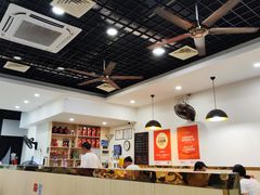 -老何家后安粉·糟粕醋海鲜火锅(三亚湾椰梦长廊店)