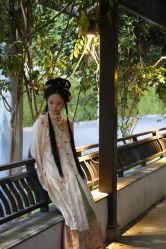 -一揽芳华汉服旗袍体验馆(拙政园店)