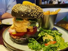 柠香海洋嘉年华墨鱼汁汉堡-blue frog蓝蛙(长泰广场店)