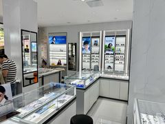 -光明眼镜·蔡司授权(徐泾店)
