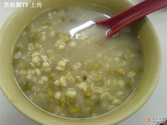 绿豆汤，3元一碗-珊珊小笼馆(仙霞路店)