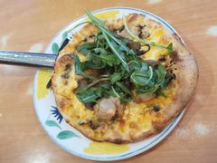 黑松露酱菌菇鸡肉小披萨-萨莉亚意式餐厅(深圳北站店)