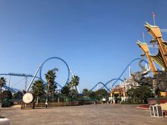 -七彩云南欢乐世界