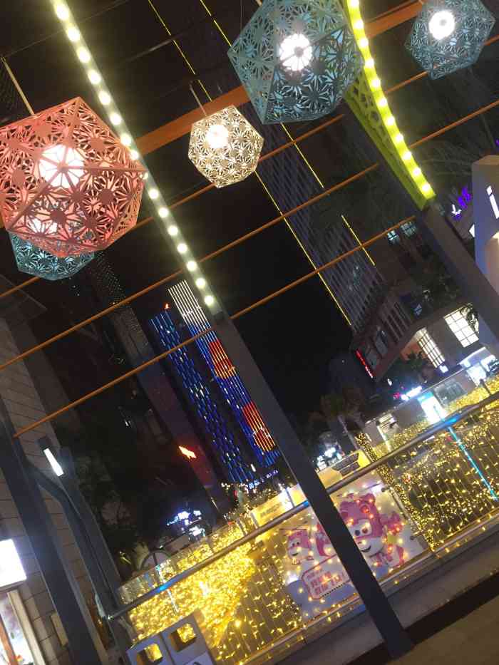 欣都龙城vcpark购物中心-"活动整体力度还算不错的,抢了券去买的优衣.