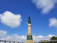 -人民防洪胜利纪念塔