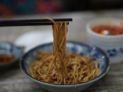 -无名氏宵夜小摊(祝家三姐妹馄饨店)