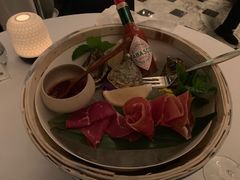 -伯衡55·吉品轩(乌鲁木齐南路店)