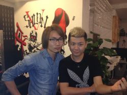 -SALON V