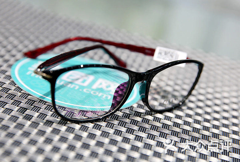 华视眼镜(敦煌路店)-dp图片小编图片-兰州购物-大众点评网