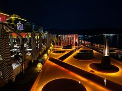 -蜜悦·波西塔诺悬崖海景餐厅