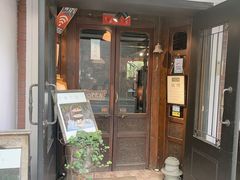 门面-古董花园(思南路42弄小区店)