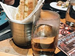 餐前包-AZUL by FUEL蓝色·法式酒馆(琶醍店)