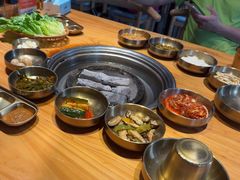 -金顺碳烤肉(番禺傍江地铁站店)