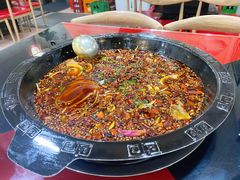 特色肥肠-烧哥美蛙肥肠鱼火锅·十五年社区店