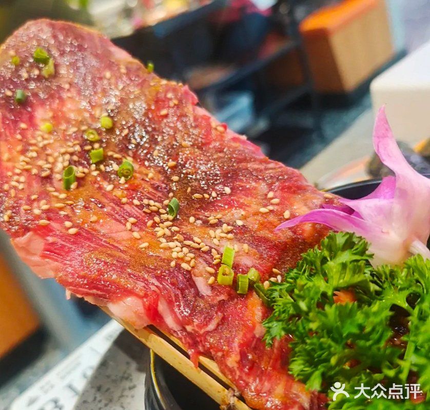 明洞阿姨韩式酱蟹烤肉大排档，味道正宗到仿佛置身韩国街头