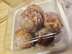 -85度C(生甜甜圈研究工坊·上海平凉店)