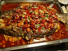 -鸣记脆皮烤鱼·海鲜烤鱼(三八广场店)