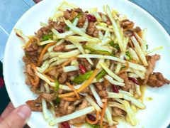 -丹水桥地锅鱼·翘嘴鲌·地方特色全鱼宴(丹江口大坝店)