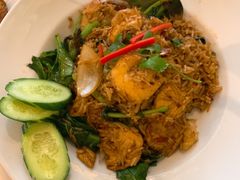 -Thai Pothong Restaurant