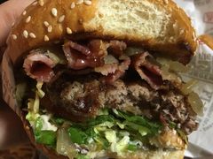 BBQ培根牛肉特堡-The Habit Burger Grill 哈比特汉堡(复兴soho店)