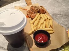 -必胜客(骡马市店)