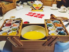 -云南荟·湖畔领宴(领事馆店)