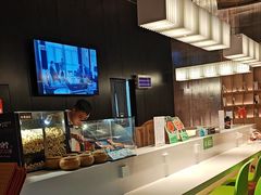 -涨巢·潮玩水疗局