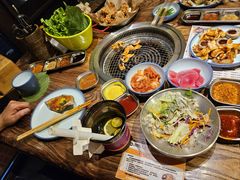 -明洞阿姨·韩式酱蟹烤肉·创意料理(三元桥店)