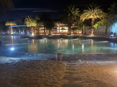 -腾冲洞山温泉村